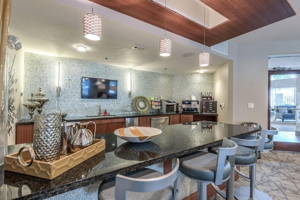 5800 Woodway Drive - Photo 16