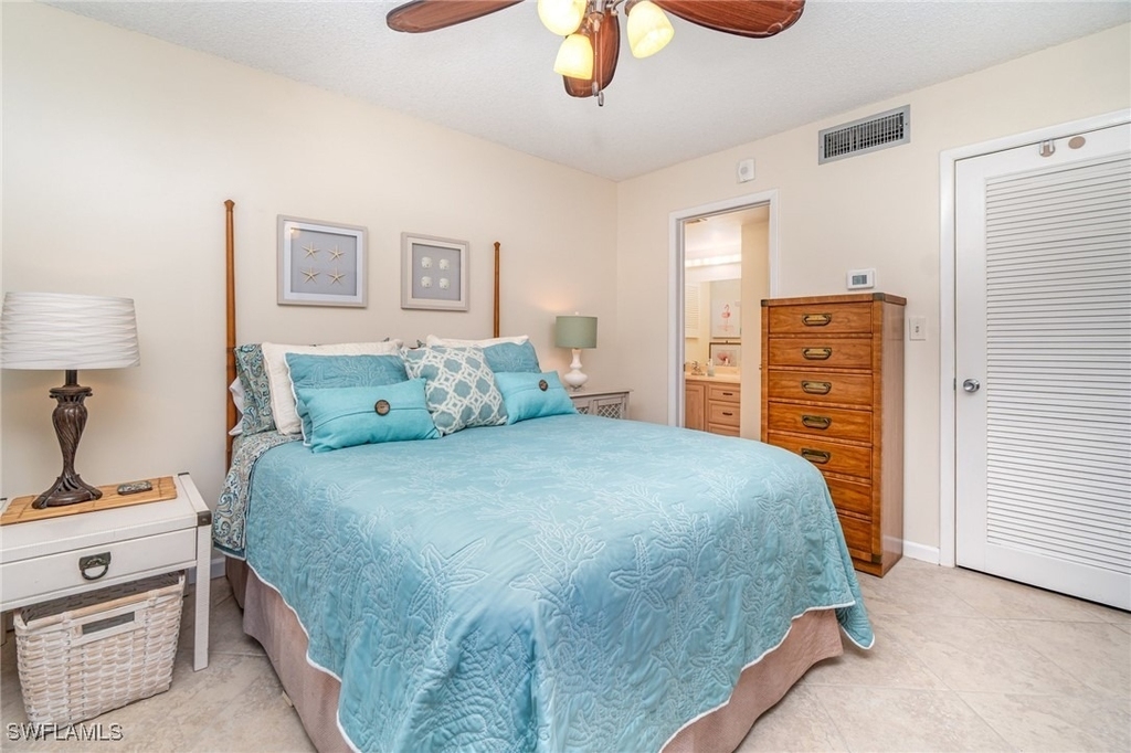 3443 Gulf Shore Boulevard N - Photo 6