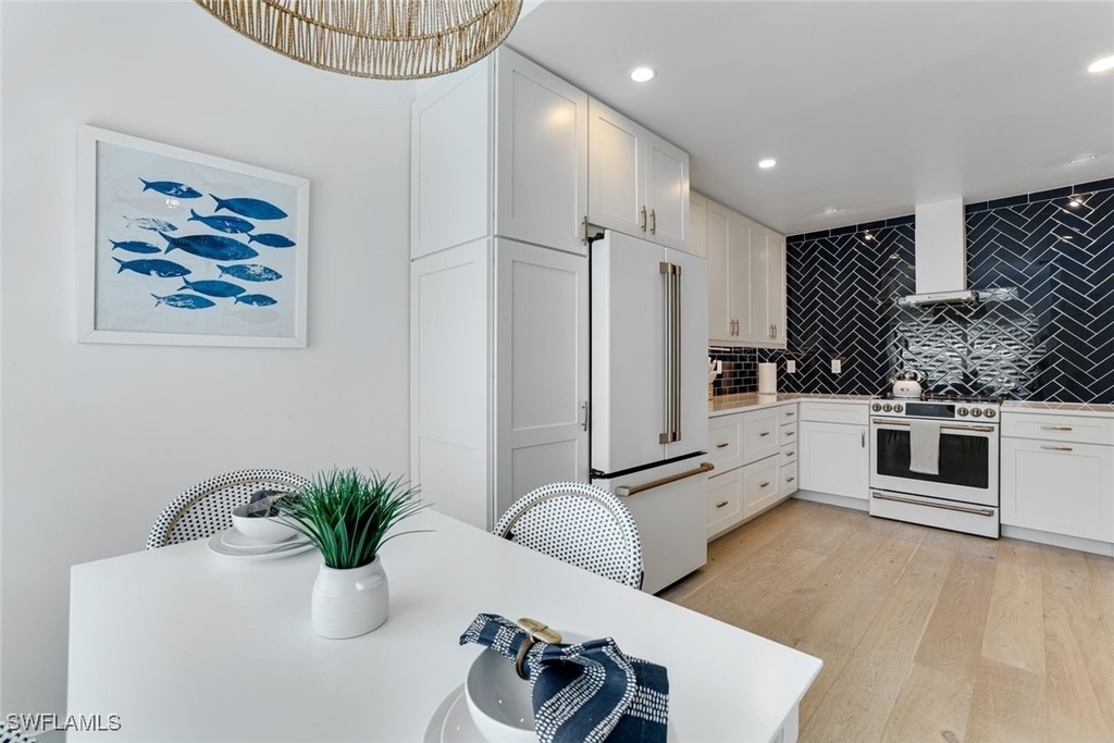 8345 Excalibur Circle - Photo 2