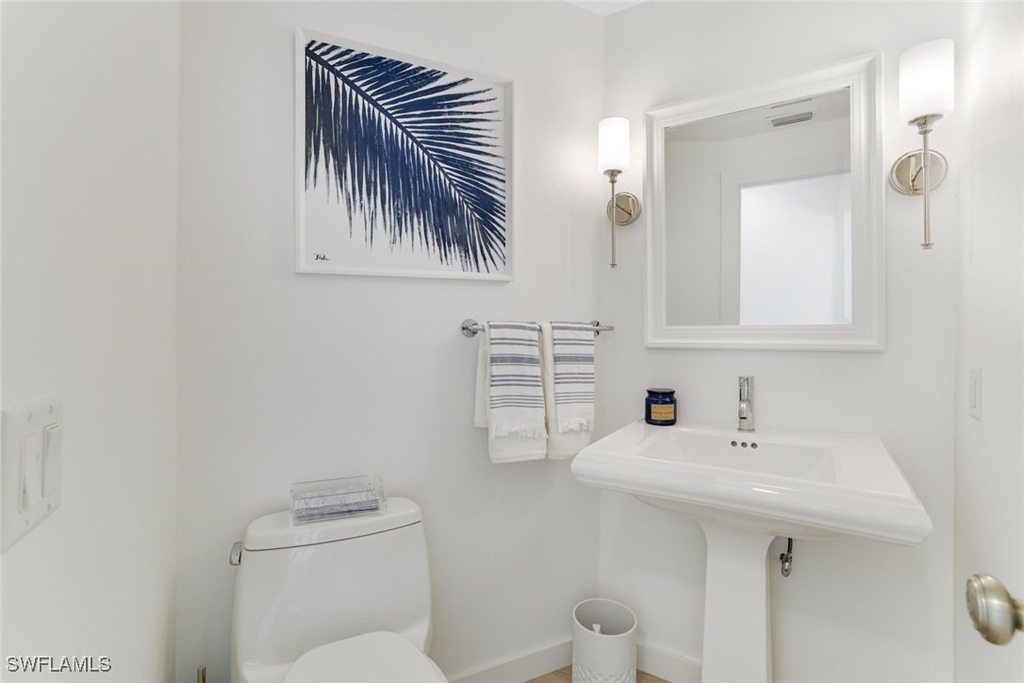 8345 Excalibur Circle - Photo 11