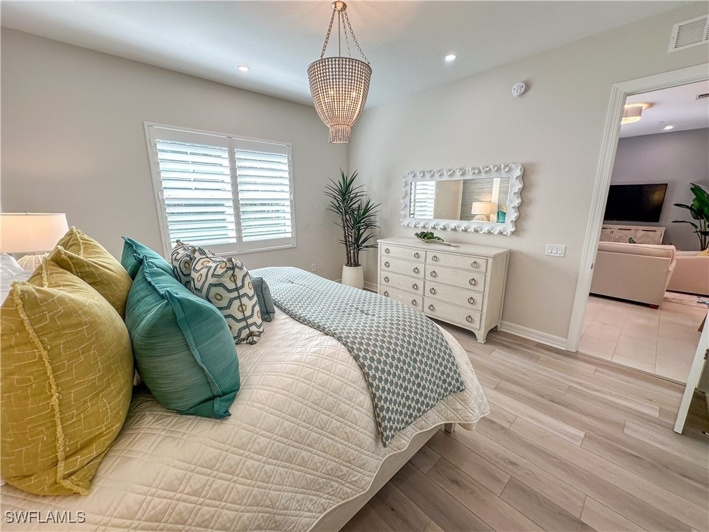 232 Indies Drive E - Photo 18