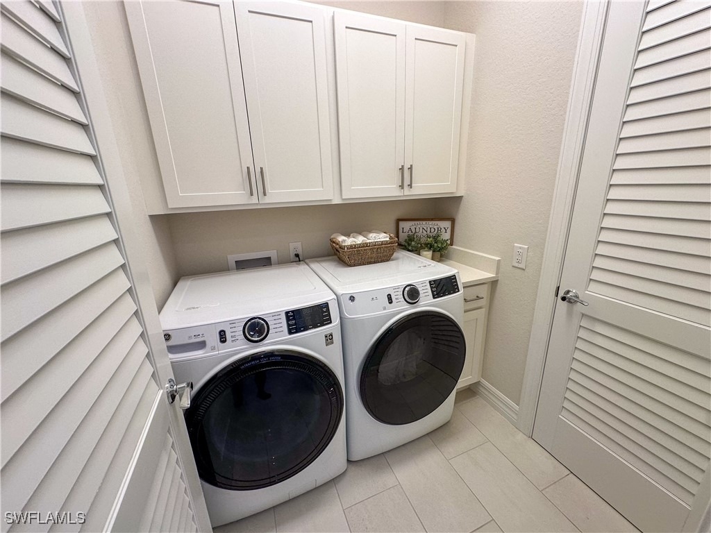 232 Indies Drive E - Photo 28