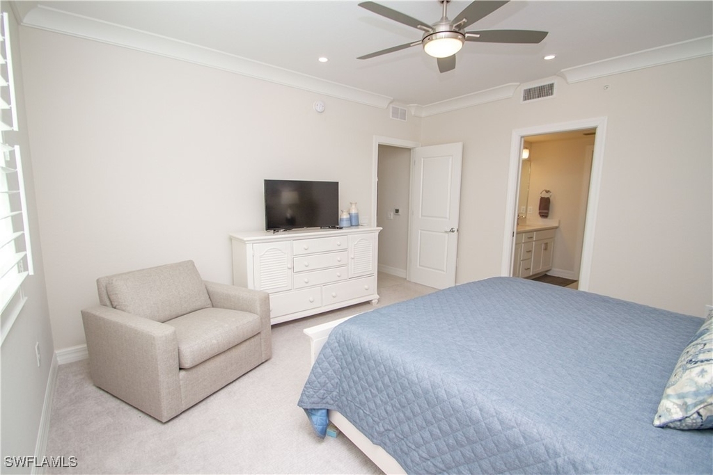 232 Indies Drive E - Photo 21