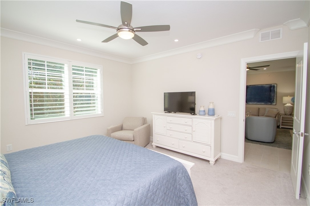 232 Indies Drive E - Photo 22