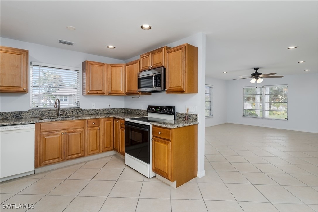 180 Cypress Way E - Photo 8