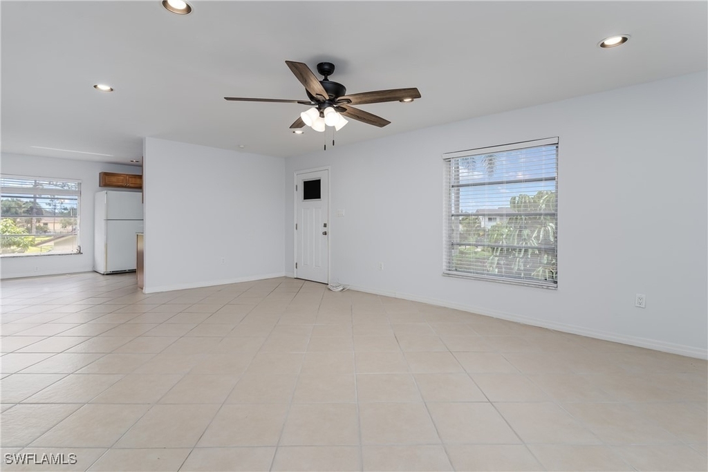 180 Cypress Way E - Photo 3