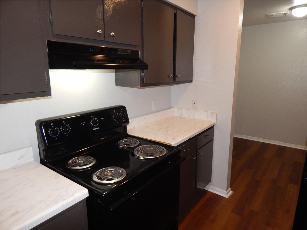 204 Northpointe Avenue - Photo 19