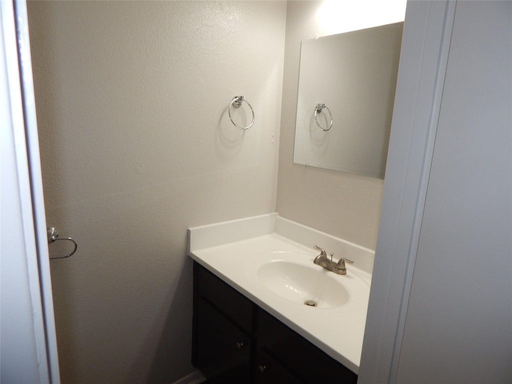 204 Northpointe Avenue - Photo 21
