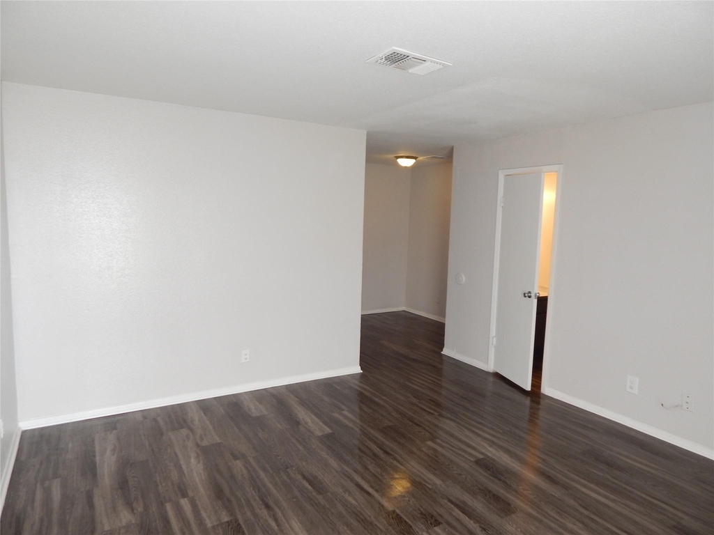 204 Northpointe Avenue - Photo 14
