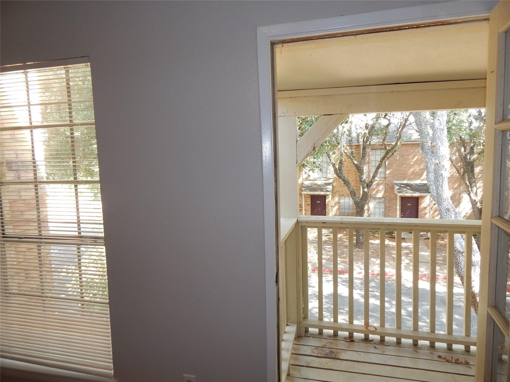 204 Northpointe Avenue - Photo 23