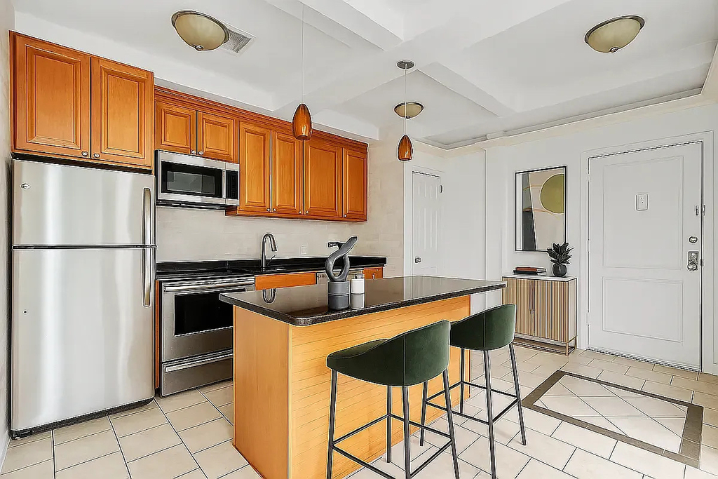 200 West 96th Street - Photo 1