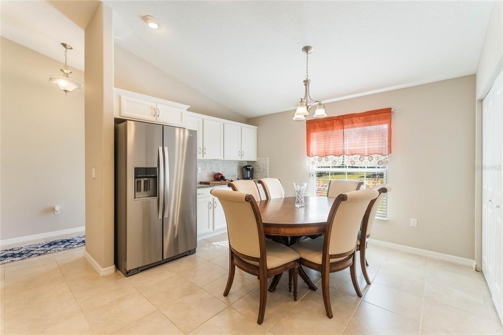 15 Raeland Lane - Photo 2