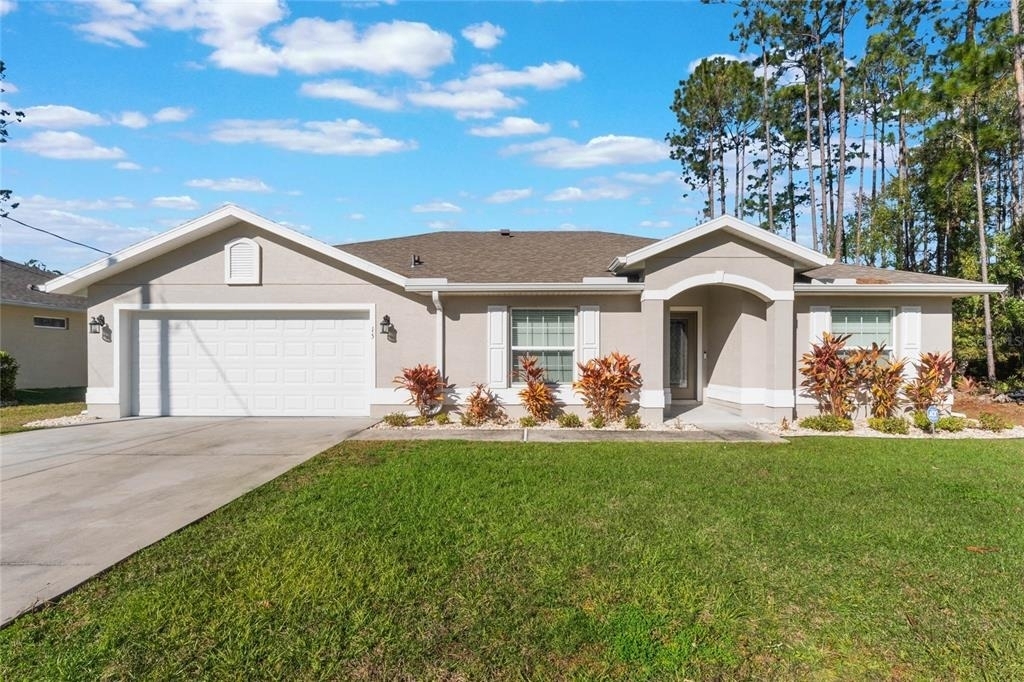 15 Raeland Lane - Photo 0