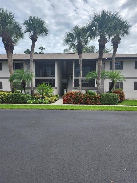 1515 Forrest Nelson Boulevard - Photo 0