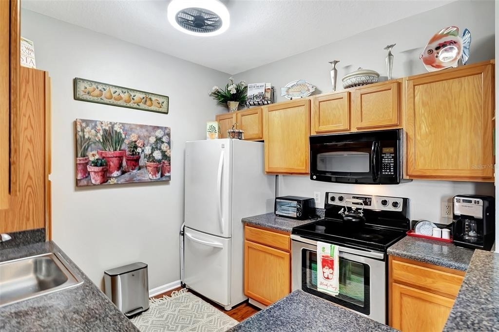 4802 51st Street W - Photo 2