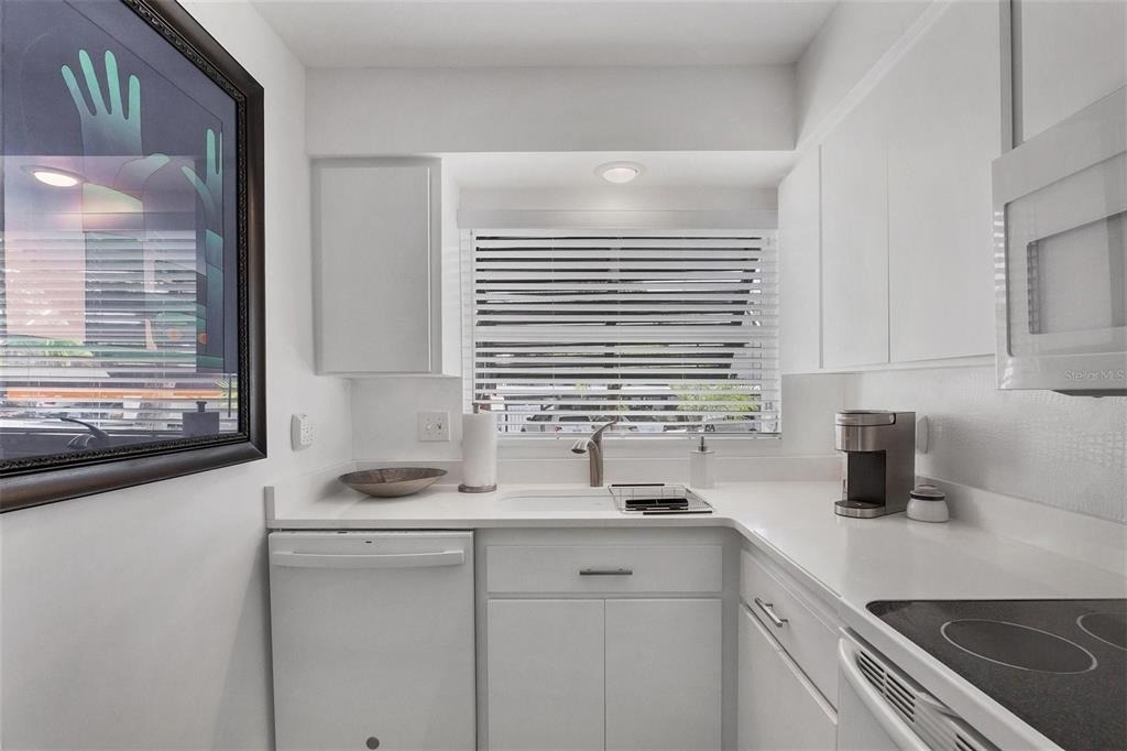 4660 Ocean Boulevard - Photo 13