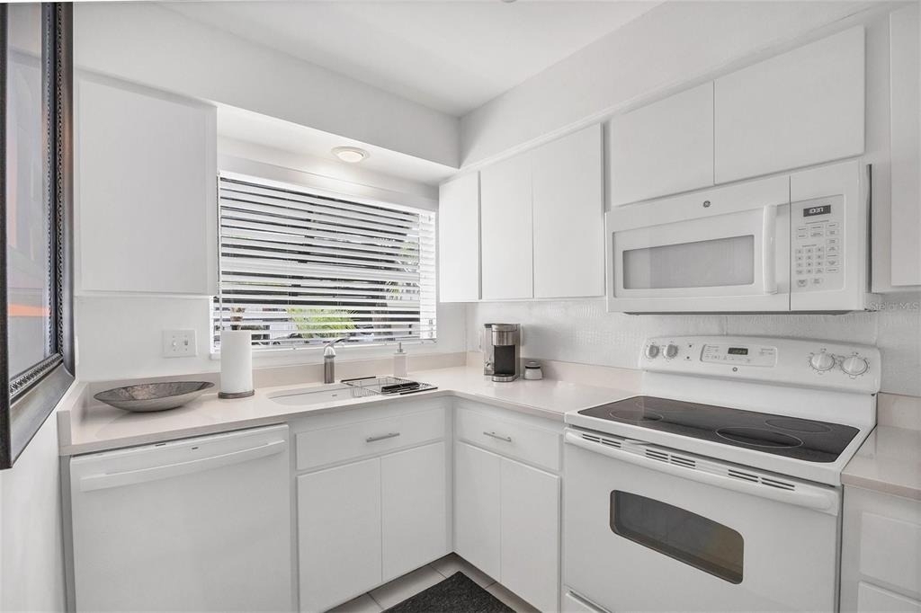 4660 Ocean Boulevard - Photo 5