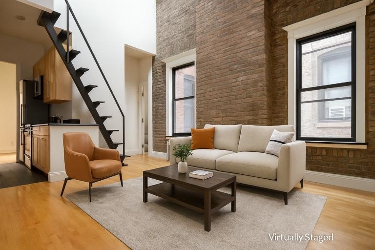 336 E 18th St f4New York - Photo 0