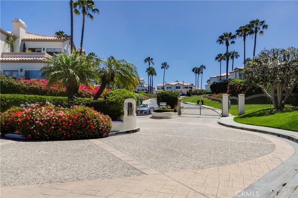 106 Tennis Villas Drive - Photo 1
