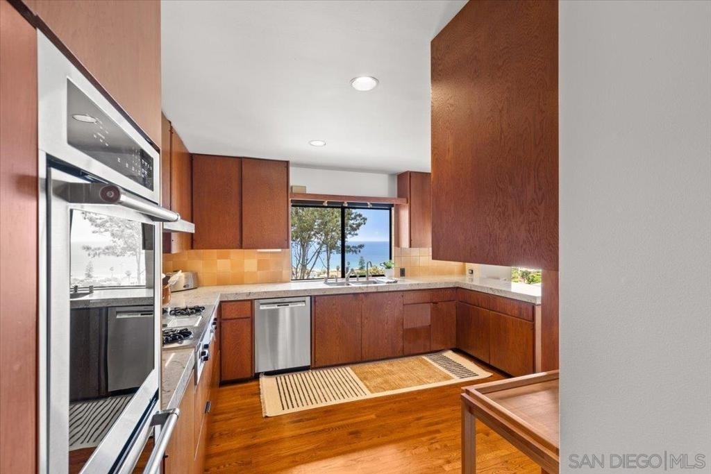 8496 Westway Drive - Photo 17