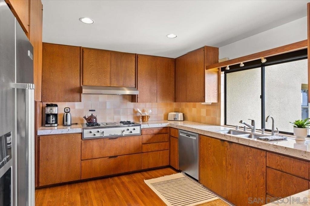 8496 Westway Drive - Photo 16