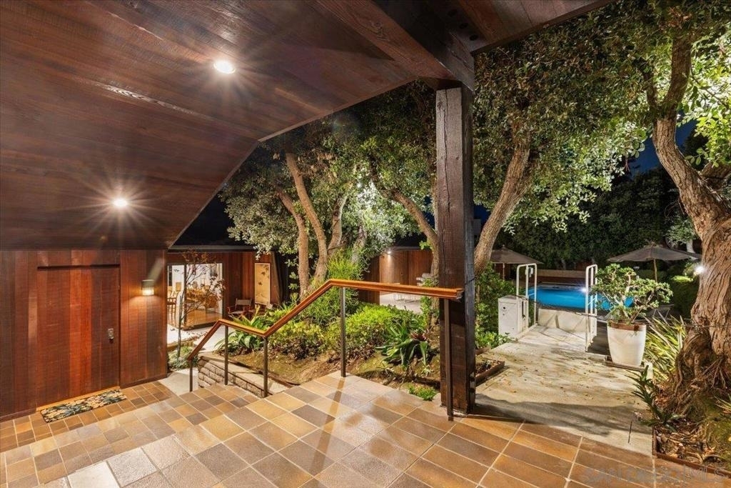 8496 Westway Drive - Photo 36