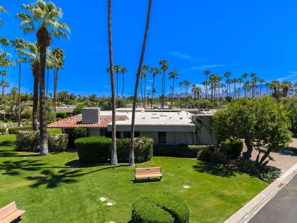 140 Columbia Drive - Photo 4