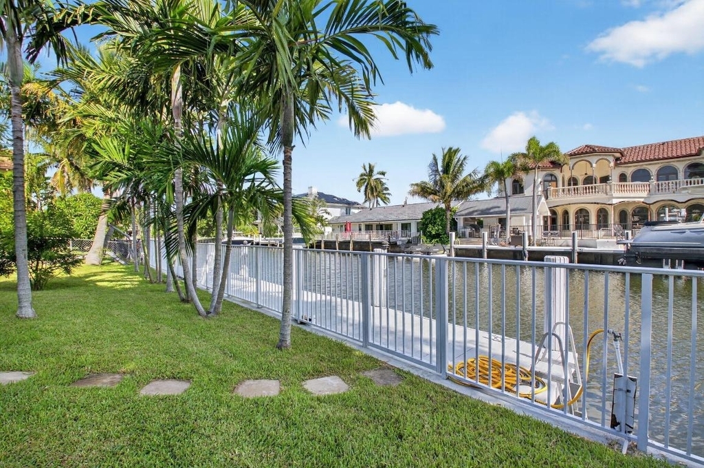 937 Banyan Drive - Photo 5
