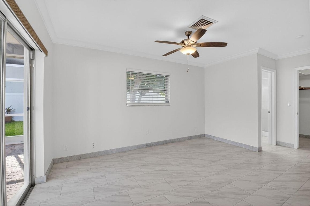 937 Banyan Drive - Photo 11