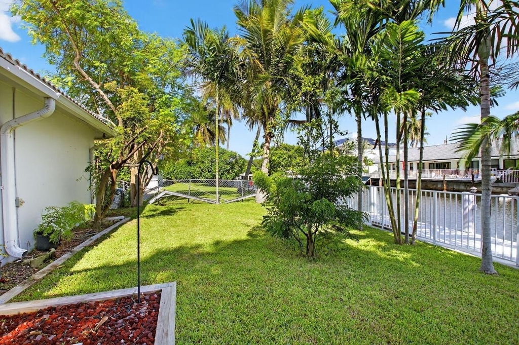 937 Banyan Drive - Photo 22