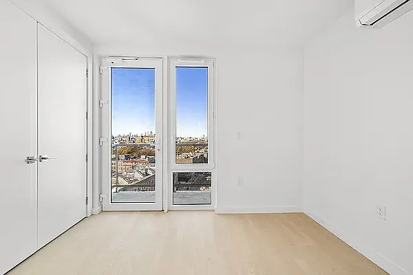 1499 Bedford Avenue - Photo 7