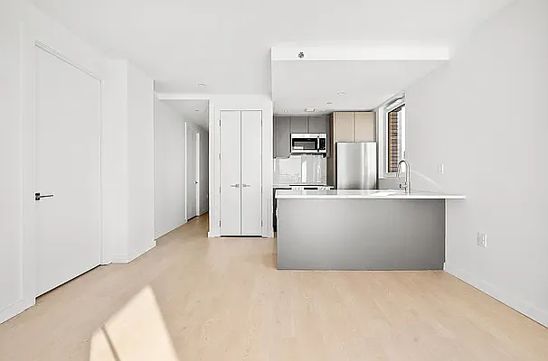 1499 Bedford Avenue - Photo 3
