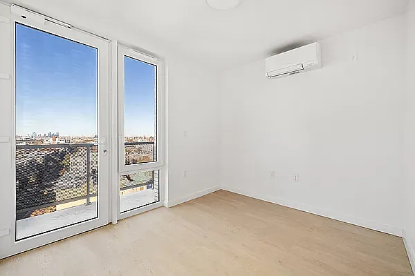 1499 Bedford Avenue - Photo 6