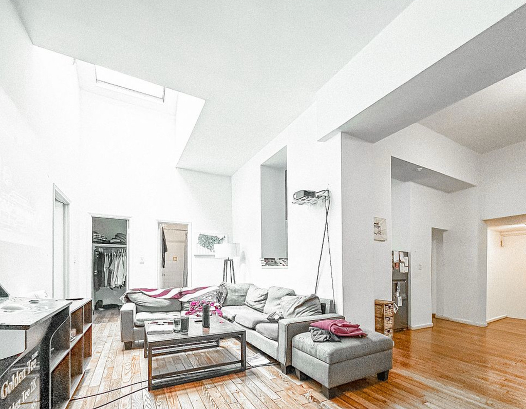 690 Greenwich Street - Photo 0
