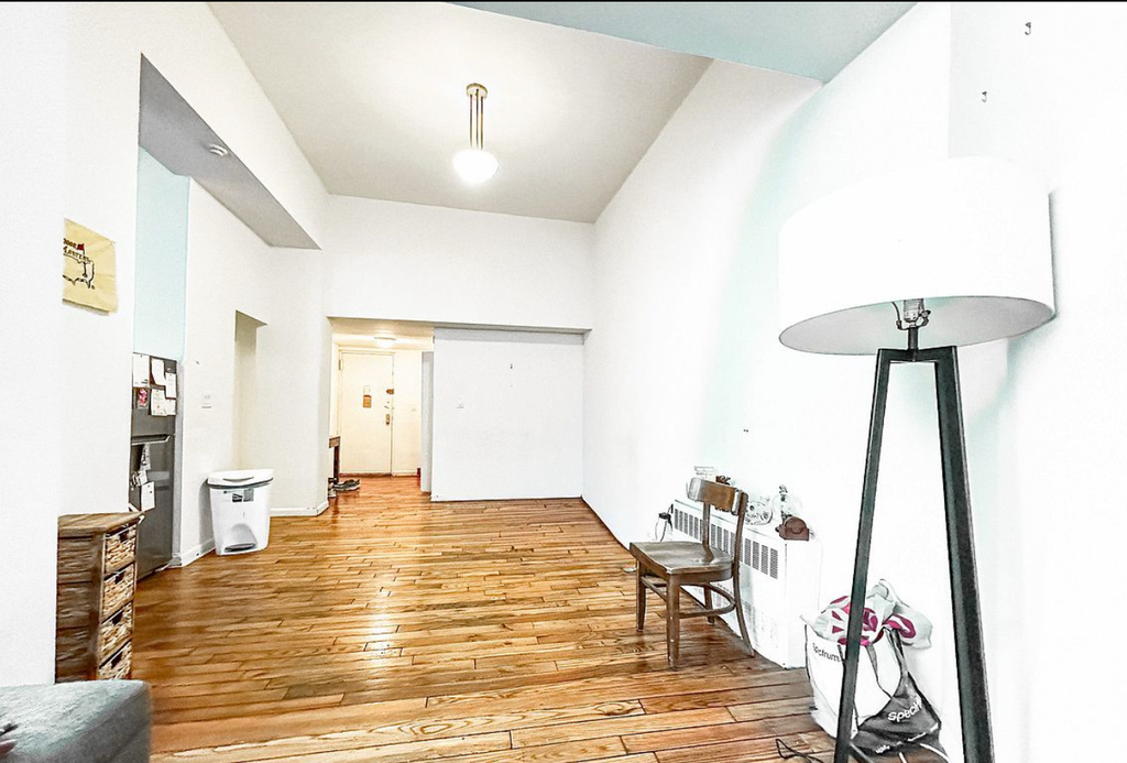 690 Greenwich Street - Photo 2