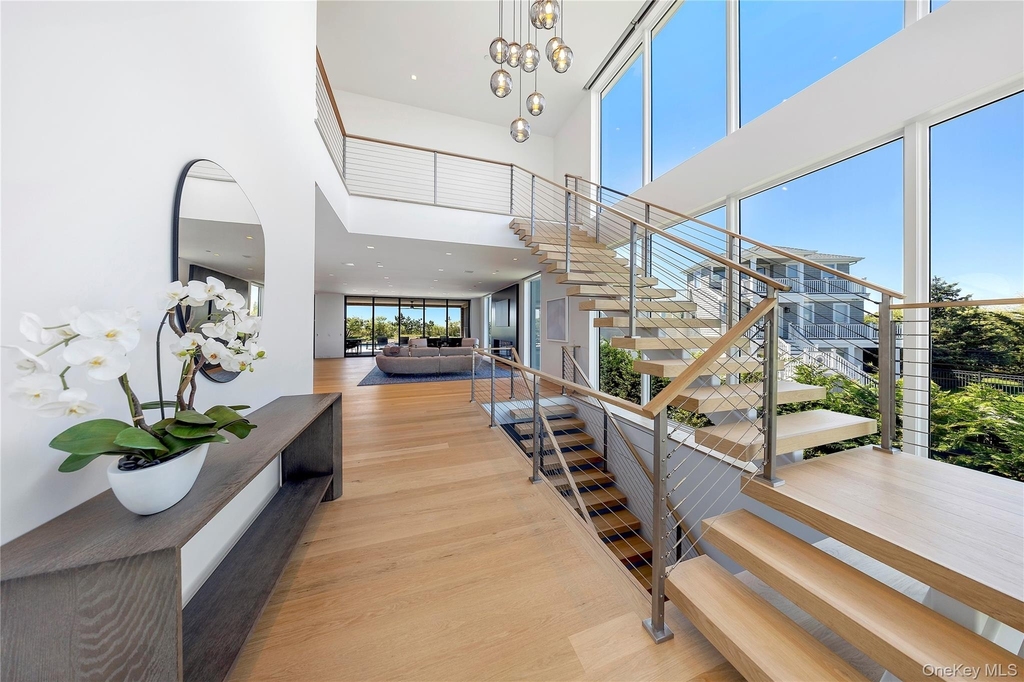 345 Dune Road - Photo 2