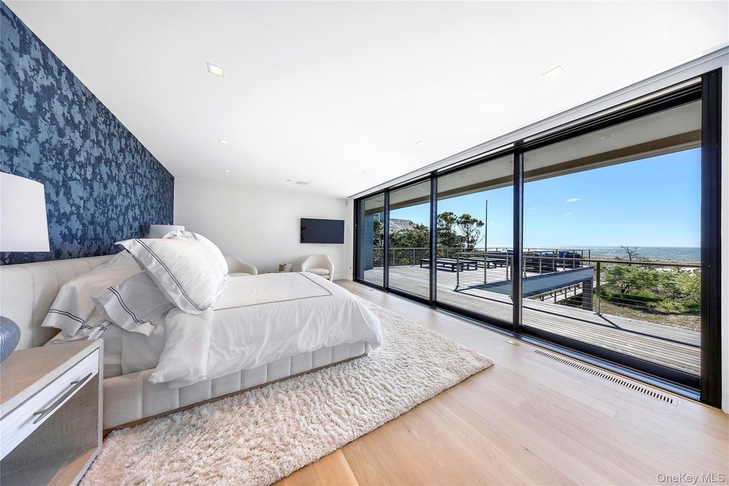 345 Dune Road - Photo 13