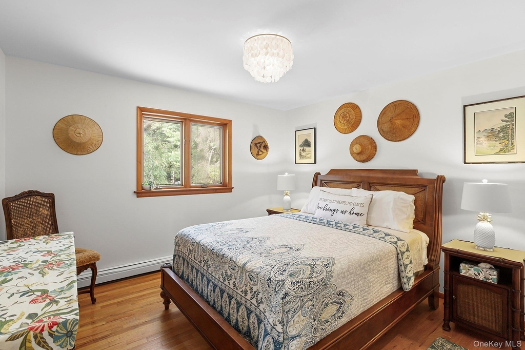 624 Noyack Road - Photo 5