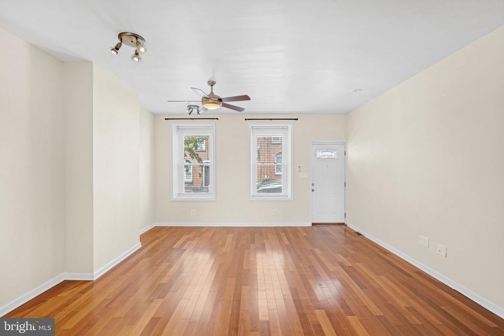 126 Ripka Street - Photo 2