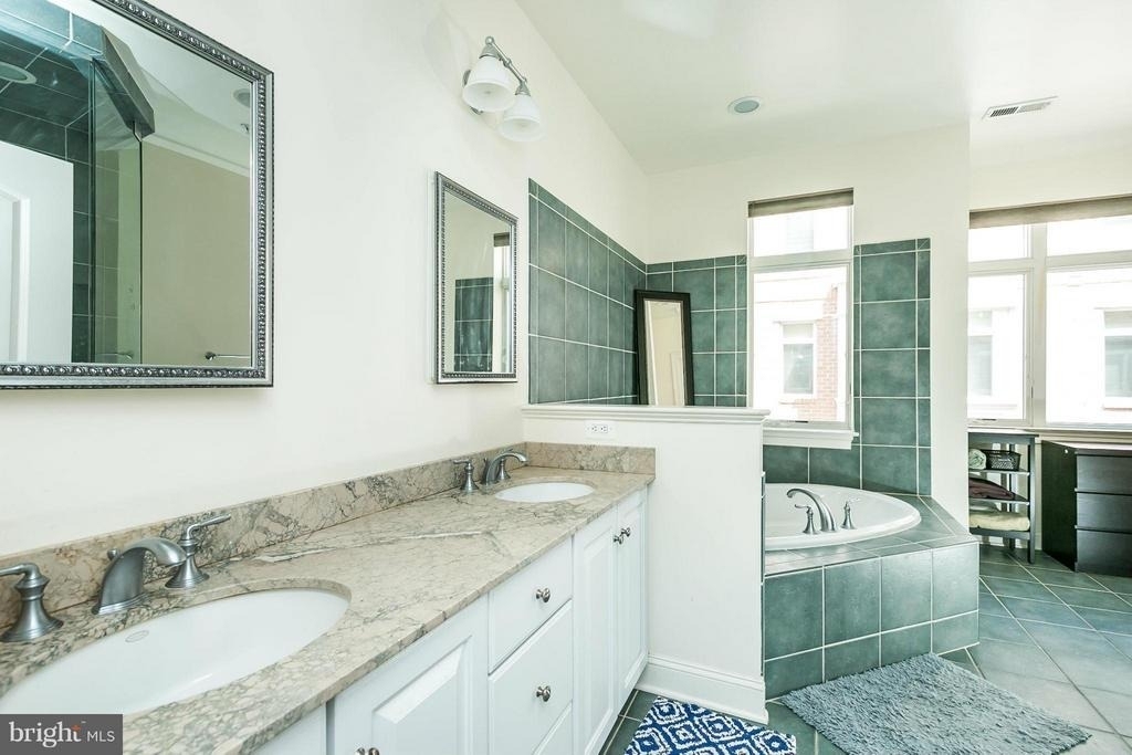 639 Ponte Villas South - Photo 18