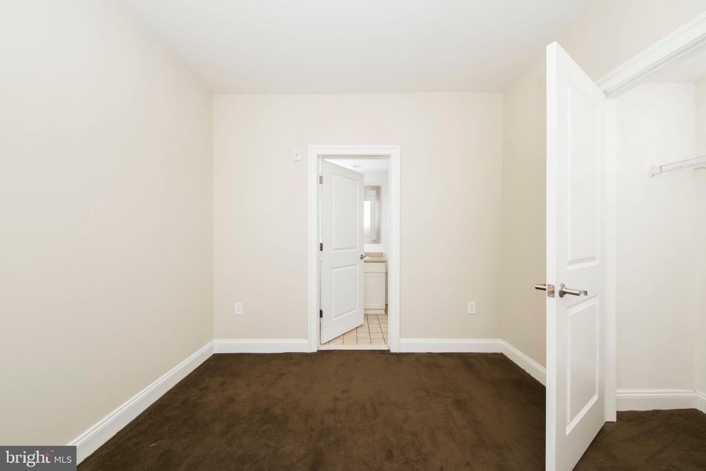 1304 Saint Paul Street - Photo 23
