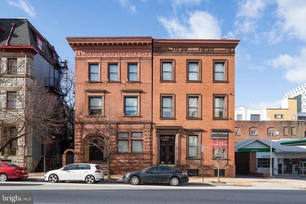1304 Saint Paul Street - Photo 10