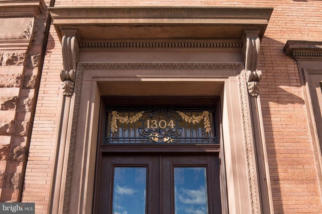 1304 Saint Paul Street - Photo 7