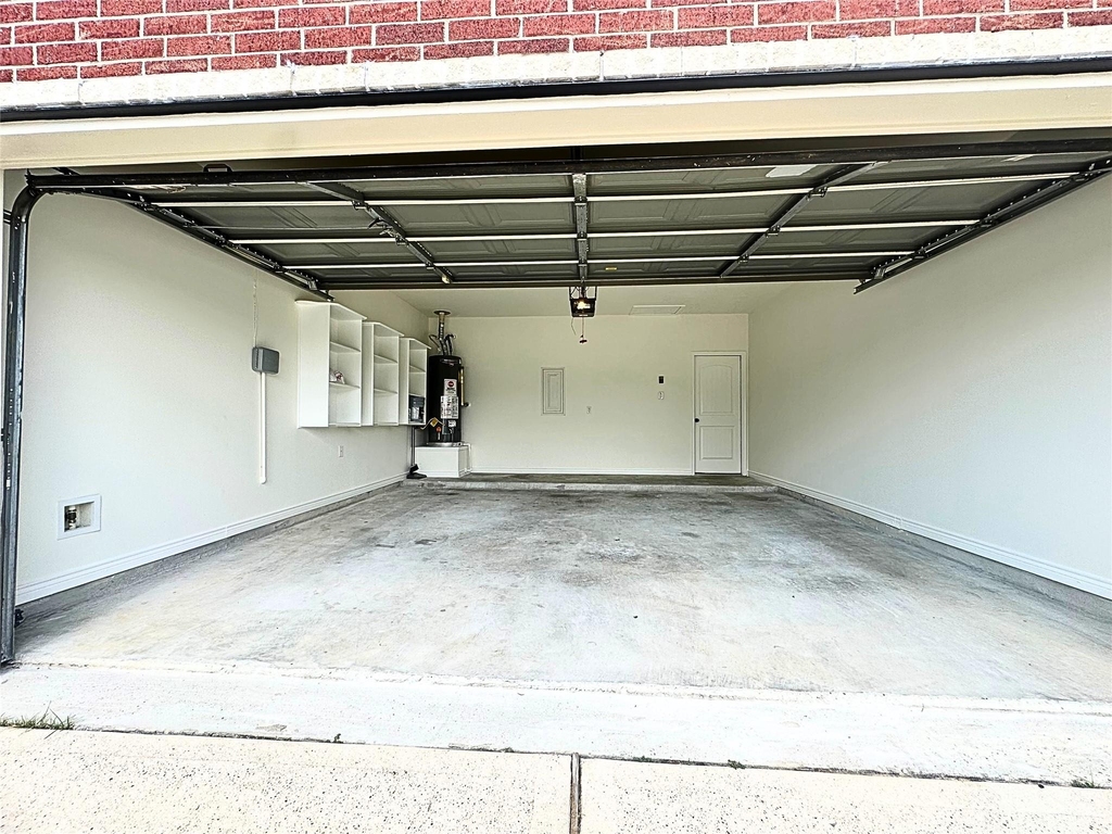 8218 Nagy Hill Street - Photo 23