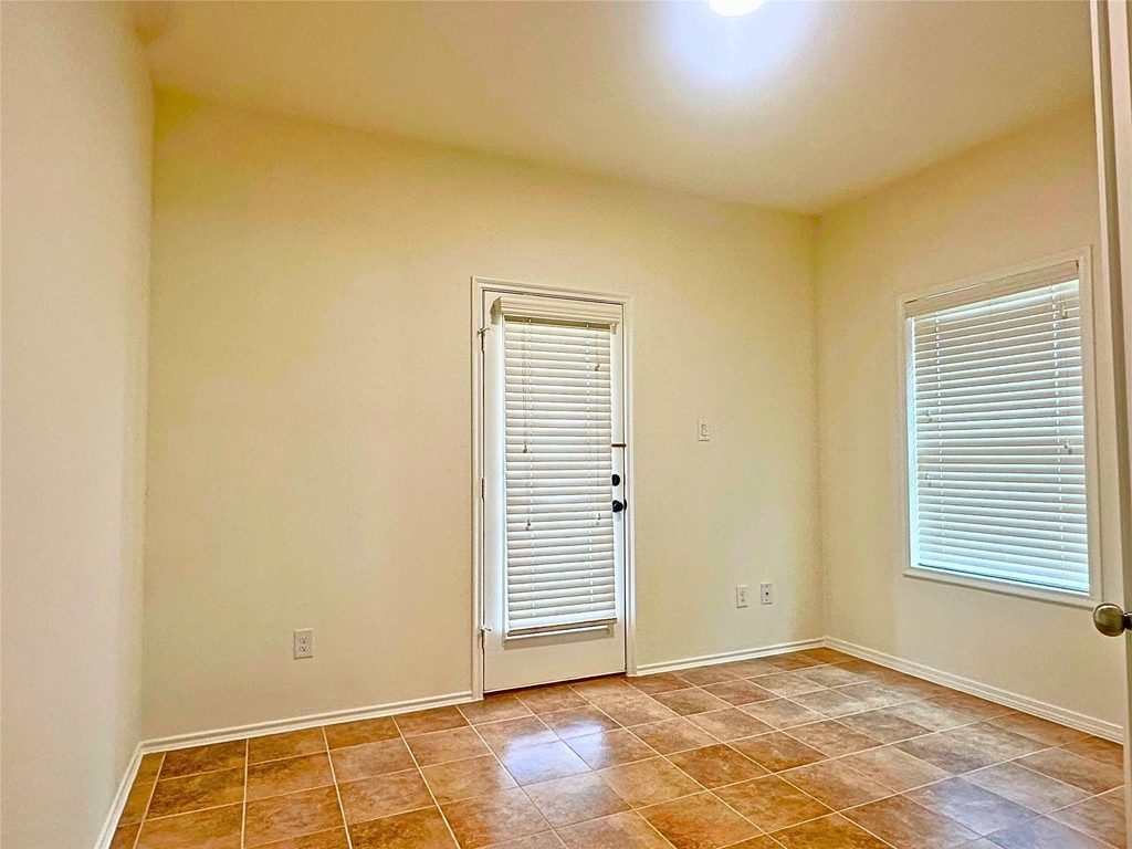 8218 Nagy Hill Street - Photo 8