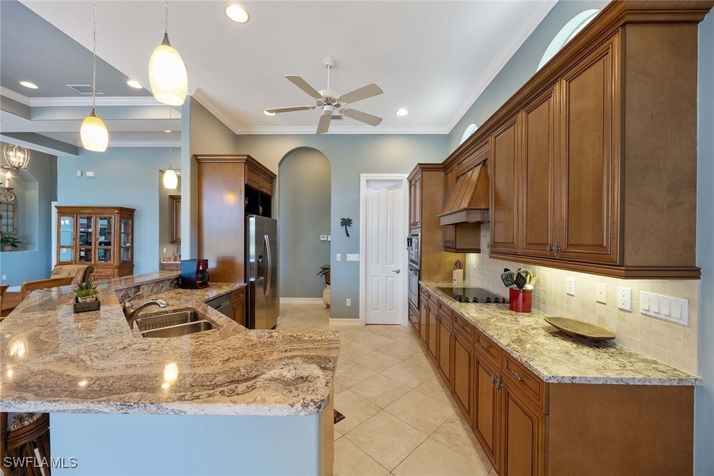 8902 Shenendoah Circle - Photo 9