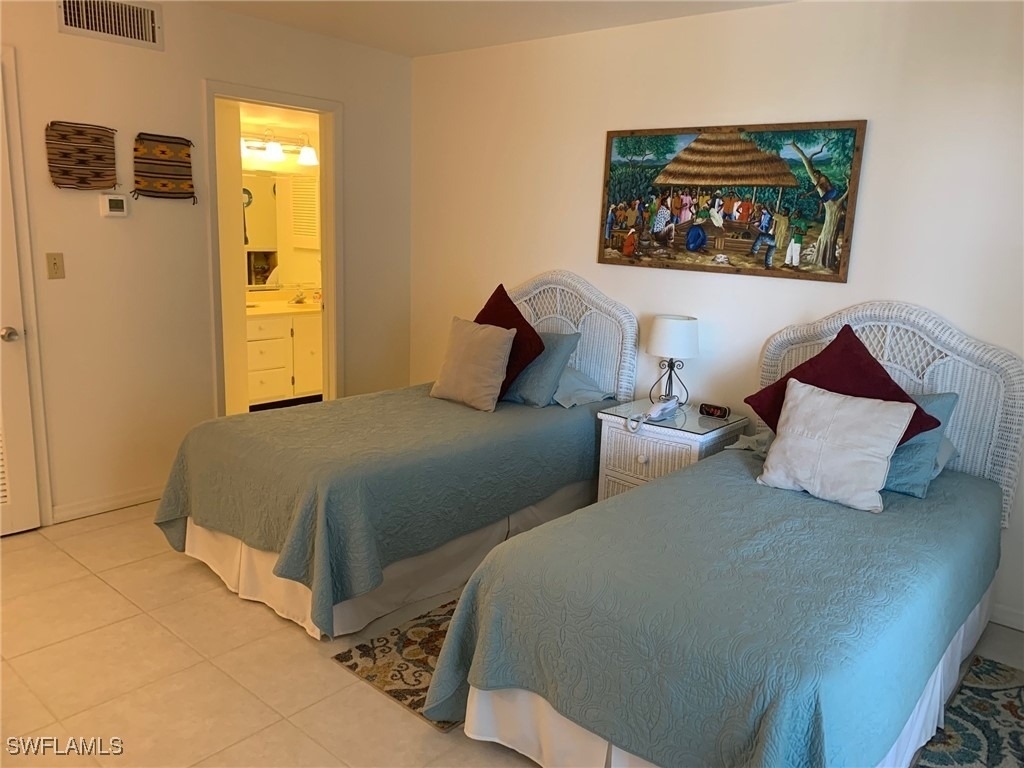 3443 Gulf Shore Boulevard N - Photo 8