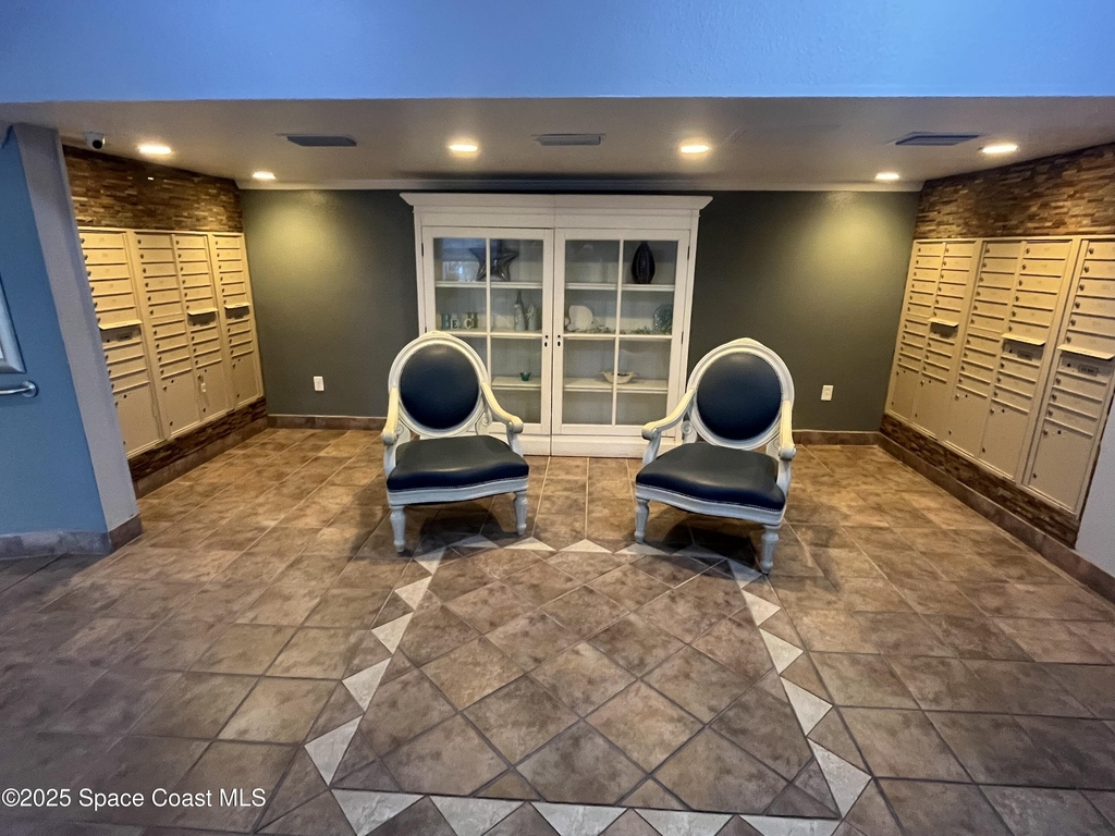 4700 Ocean Beach Boulevard - Photo 2