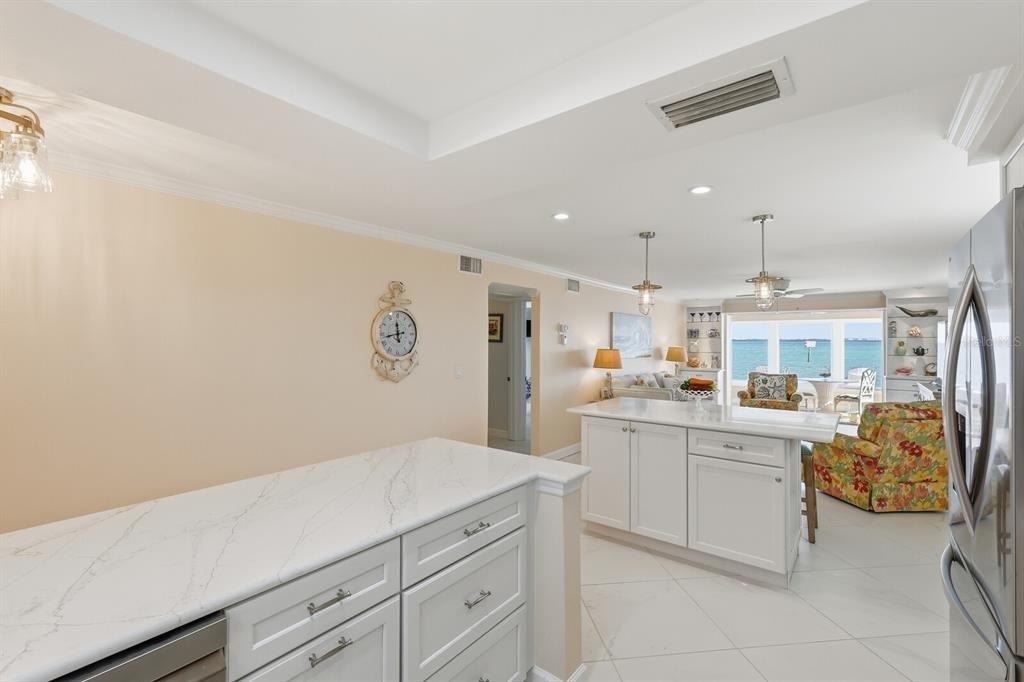 957 Spanish Drive N - Photo 8