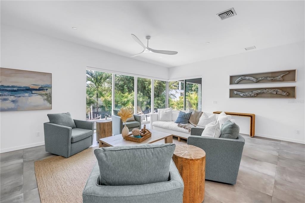 2314 Floyd Street - Photo 18
